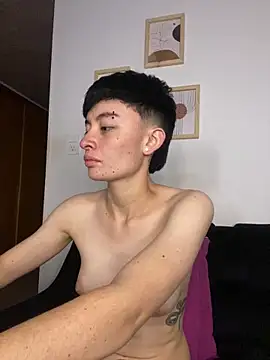 Snapshot of nico_18x chatting on 03.04.25 nico 18x online show from 03.04.25