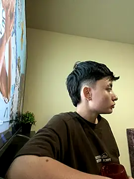 Snapshot of nico_18x chatting on 10.20.25 nico 18x online show from 10.20.25