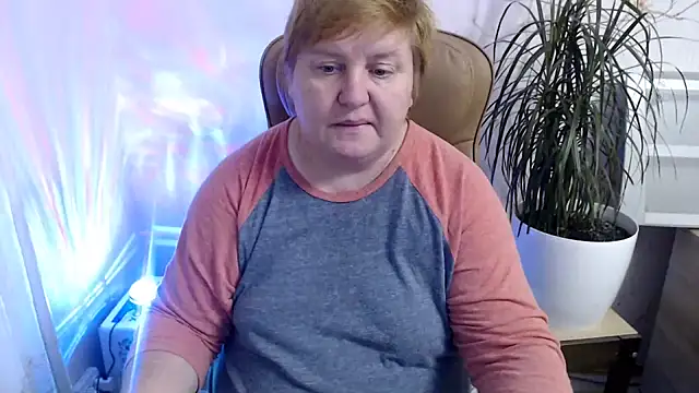 Snapshot of Limonka-Fire chatting on 12.02.24 Limonka-Fire online show from 12.02.24