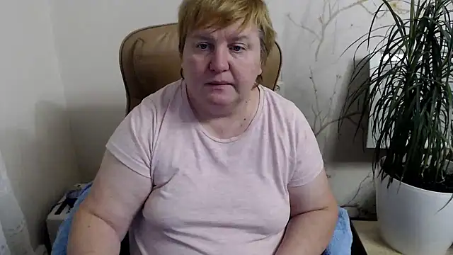 Snapshot of Limonka-Fire chatting on 12.07.24 Limonka-Fire online show from 12.07.24