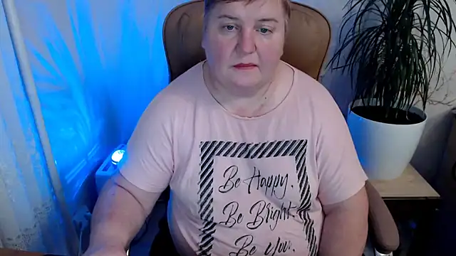 Snapshot of Limonka-Fire chatting on 12.25.24 Limonka-Fire online show from 12.25.24