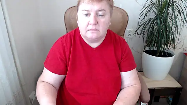 Snapshot of Limonka-Fire chatting on 12.26.24 Limonka-Fire online show from 12.26.24