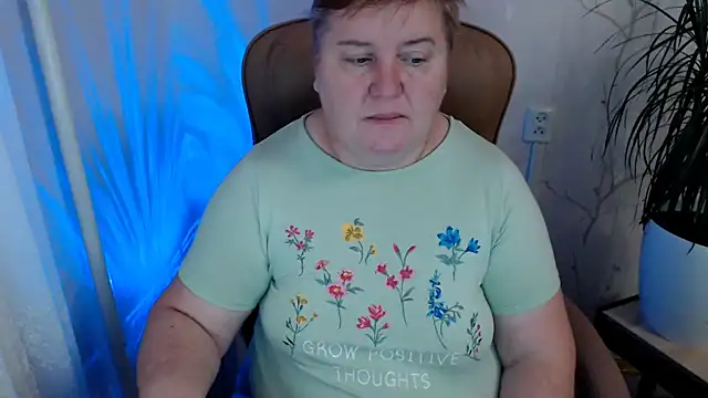 Snapshot of Limonka-Fire chatting on 01.02.25 Limonka-Fire online show from 01.02.25