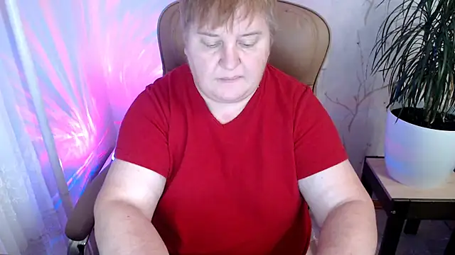 Snapshot of Limonka-Fire chatting on 01.05.25 Limonka-Fire online show from 01.05.25