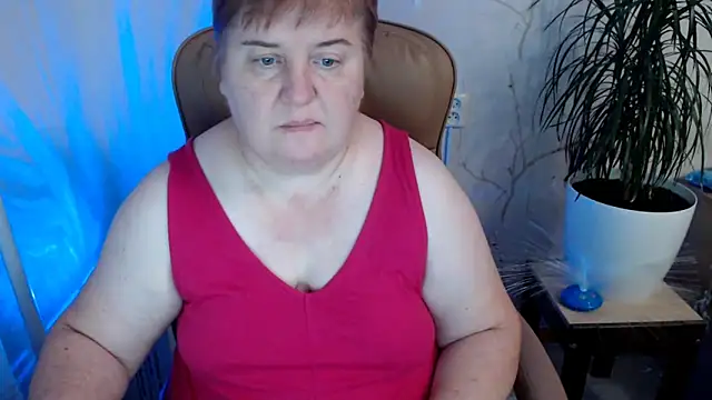 Snapshot of Limonka-Fire chatting on 01.08.25 Limonka-Fire online show from 01.08.25