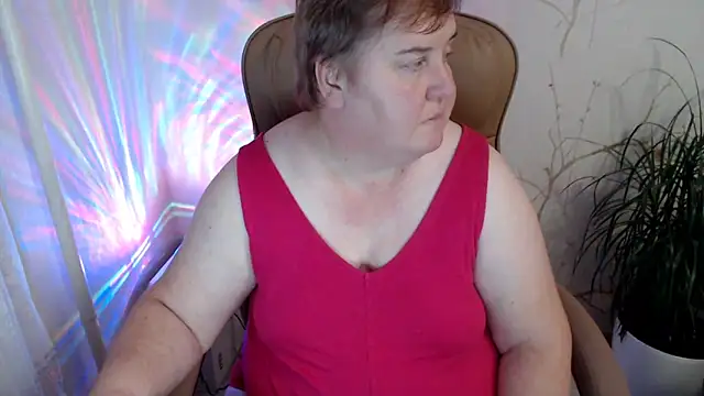 Snapshot of Limonka-Fire chatting on 01.19.25 Limonka-Fire online show from 01.19.25