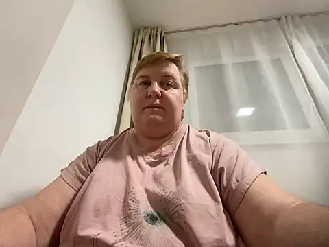 Snapshot of Limonka-Fire chatting on 02.06.25 Limonka-Fire online show from 02.06.25