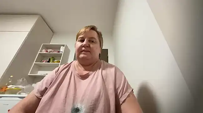 Snapshot of Limonka-Fire chatting on 02.09.25 Limonka-Fire online show from 02.09.25