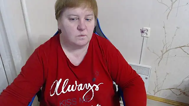 Snapshot of Limonka-Fire chatting on 02.17.26 Limonka-Fire online show from 02.17.26