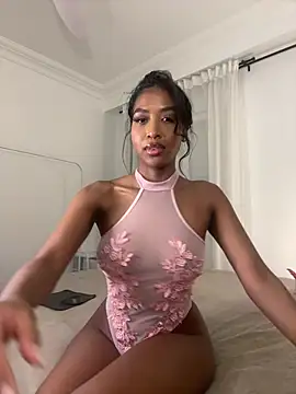 Snapshot of IamCrystal2 chatting on 02.17.26 IamCrystal2 online show from 02.17.26