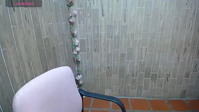 Snapshot of solyeria chatting on 10.11.25 solyeria online show from 10.11.25