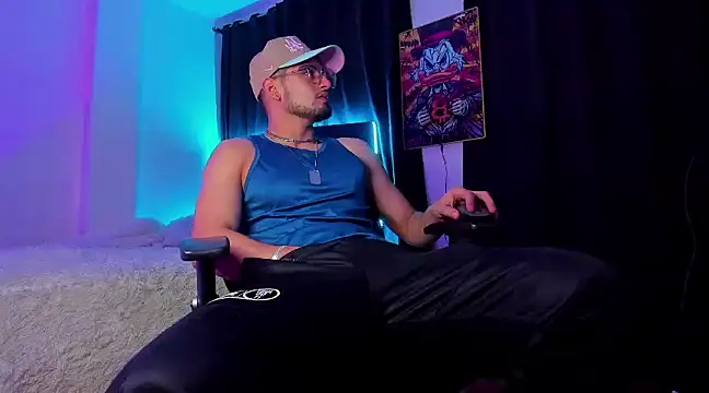 Giomar Reyes online show from 01.11.25