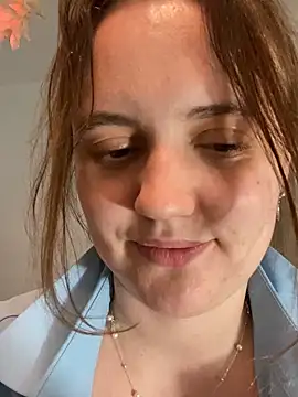 Lella Ryann  online show from 05.31.26