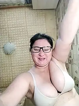 Holly-69 online show from 09.26.25