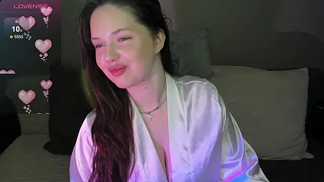 Snapshot of Rina_Bailey chatting on 02.15.25 Rina Bailey online show from 02.15.25