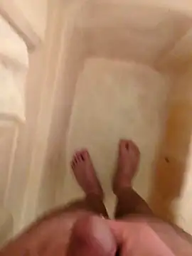 Snapshot of Cuminmyhands90 chatting on 03.08.26 Cuminmyhands90 online show from 03.08.26