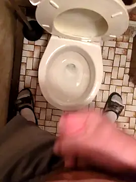 Snapshot of Cuminmyhands90 chatting on 03.09.26 Cuminmyhands90 online show from 03.09.26