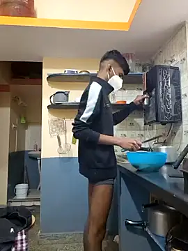 Snapshot of KissesBoyAD chatting on 12.13.24 KissesBoyAD online show from 12.13.24