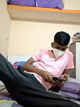 Snapshot of KissesBoyAD chatting on 12.15.24 KissesBoyAD online show from 12.15.24