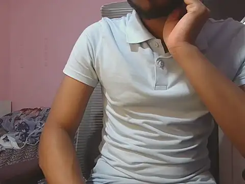 Snapshot of KissesBoyAD chatting on 09.16.25 KissesBoyAD online show from 09.16.25