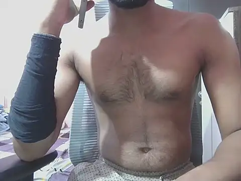 Snapshot of KissesBoyAD chatting on 10.18.25 KissesBoyAD online show from 10.18.25