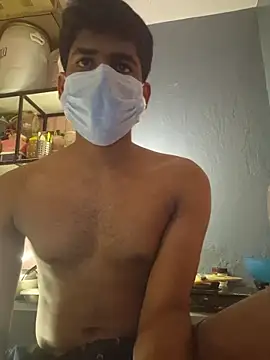 Snapshot of KissesBoyAD chatting on 11.18.25 KissesBoyAD online show from 11.18.25