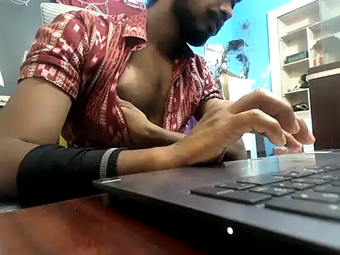 KissesBoyAD online show from 04.28.26