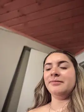 imlindapink online show from 11.12.25