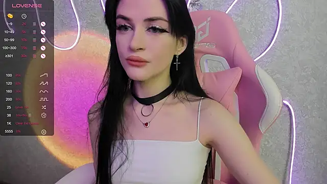 Molly Crystall online show from 06.21.26