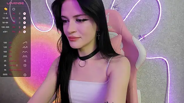 Molly Crystall online show from 07.17.26