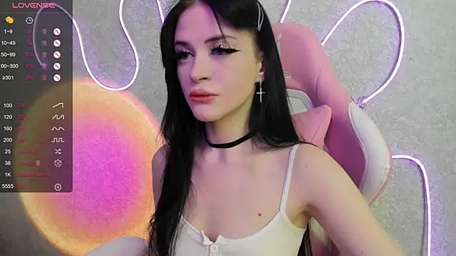 Molly Crystall online show from 07.20.26