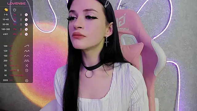 Molly Crystall online show from 07.23.26