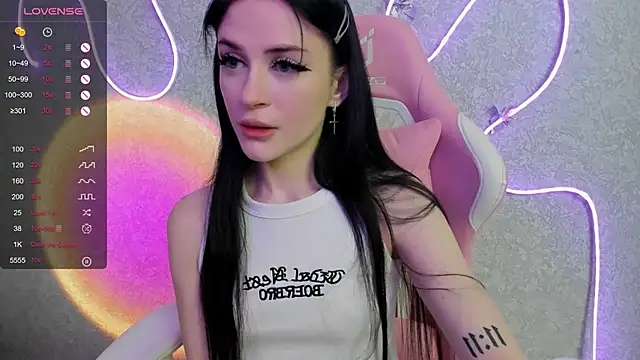 Molly Crystall online show from 07.27.26