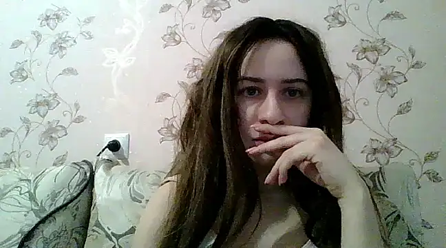 Snapshot of Tasia_uci chatting on 02.11.25 Tasia uci online show from 02.11.25