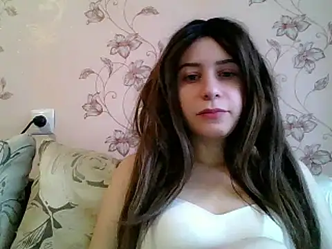 Snapshot of Tasia_uci chatting on 02.13.25 Tasia uci online show from 02.13.25