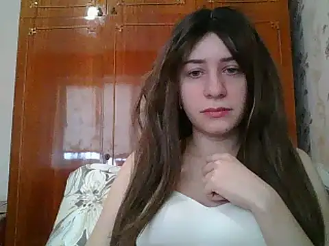 Snapshot of Tasia_uci chatting on 02.14.25 Tasia uci online show from 02.14.25