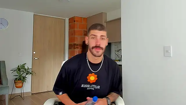 Guyinthemountain online show from 01.05.25