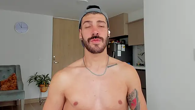 Guyinthemountain online show from 02.08.25