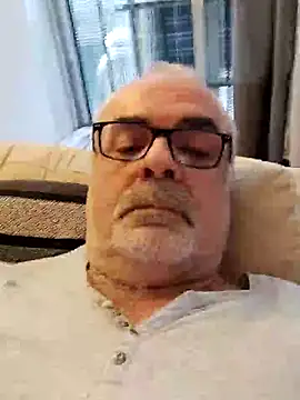 Snapshot of Satiro_Sevilla chatting on 03.10.25 Satiro Sevilla online show from 03.10.25