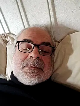 Snapshot of Satiro_Sevilla chatting on 03.18.25 Satiro Sevilla online show from 03.18.25