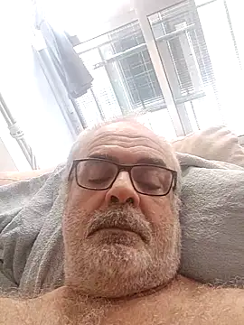 Snapshot of Satiro_Sevilla chatting on 09.14.25 Satiro Sevilla online show from 09.14.25