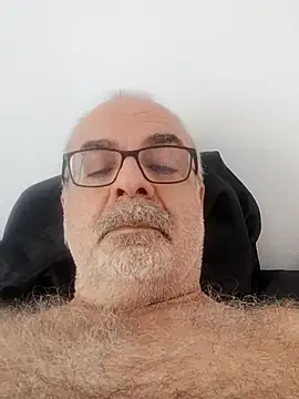 Snapshot of Satiro_Sevilla chatting on 10.01.25 Satiro Sevilla online show from 10.01.25