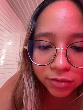 MelanieRoah online show from 06.22.26