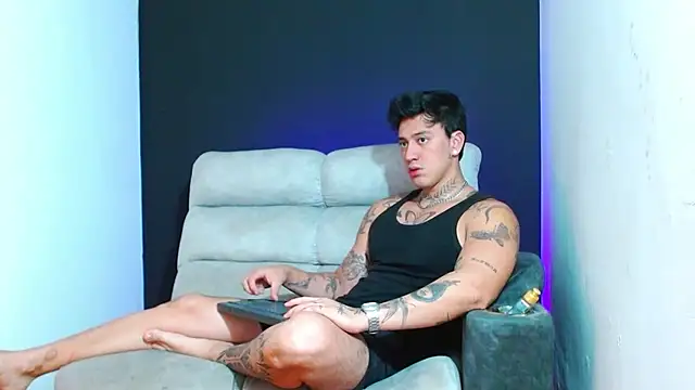 JUSTIN FULLER1 online show from 02.05.26