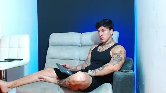 JUSTIN FULLER1 online show from 05.04.26