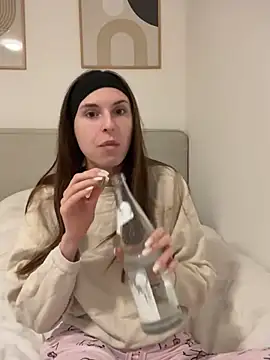 emma05 online show from 12.14.24