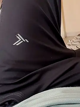 Snapshot of MrNick74 chatting on 12.21.25 MrNick74 online show from 12.21.25