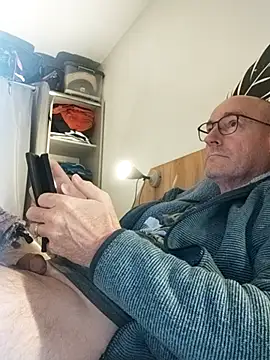 bogland33 online show from 10.29.25