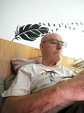 bogland33 online show from 02.13.26