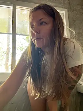 Snapshot of _private_person_ chatting on 02.28.26 private person online show from 02.28.26